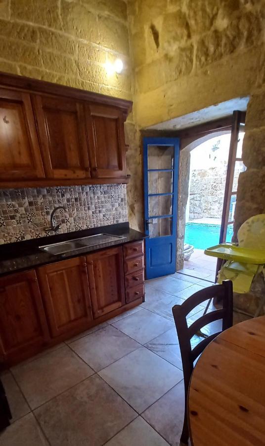 Вилла Ta Lucia Farmhouse With Private Pool And Bbq Santa Lucija  Экстерьер фото